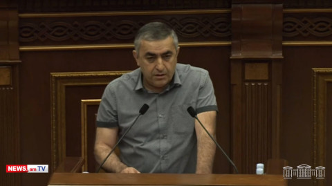 Կառավարության ծրագիրը նոր կապիտուլյացիայի նախերգանք է. Արմեն Ռուստամյան