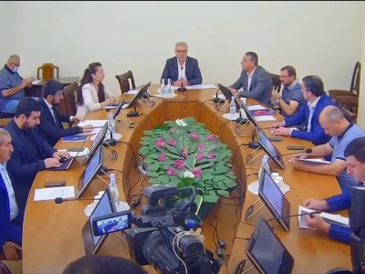 ԱԺ պաշտպանության եւ անվտանգության հարցերի մշտական հանձնաժողովի արտահերթ նիստը