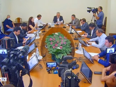 ԱԺ պաշտպանության եւ անվտանգության հարցերի մշտական հանձնաժողովի արտահերթ նիստը
