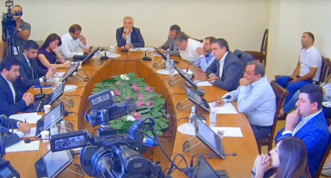 Առնվազն հոկտեմբերի 19–ից հետո արձանագրված բոլոր կորուստների համար Փաշինյանն է մեղավոր. Ղազինյան