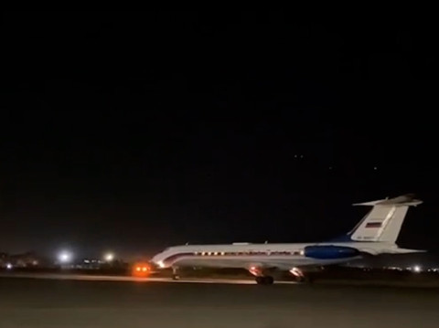 2 Armenian POWs returning to Yerevan from Baku