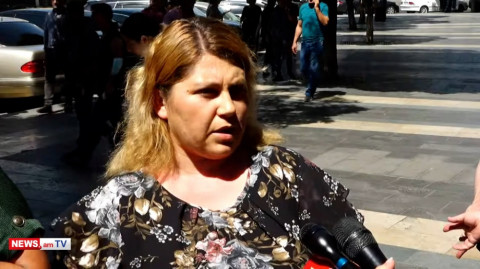 Բազմազավակ մայր եմ, 36 հազար նպաստ եմ ստանում, ո՞նց ապրենք. ակցիայի մասնակից