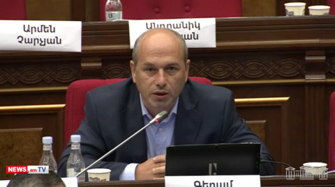 Չարչյանը կյանքի ու մահվան հետ կռիվ է տալիս, ե՞րբ եք այցելելու նրան. Գեղամ Նազարյանը՝ Մուկուչյանին