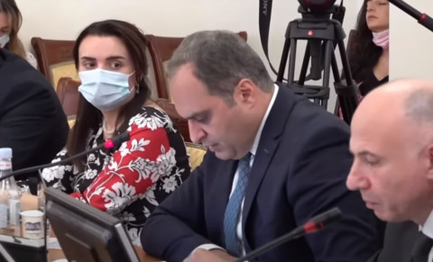 Անձը պատվաստվելուց հետո հայտնվել է հիվանդանոցում, 2 անգամ վիրահատվել և վիճակը ծանր է. Զոհրաբյան