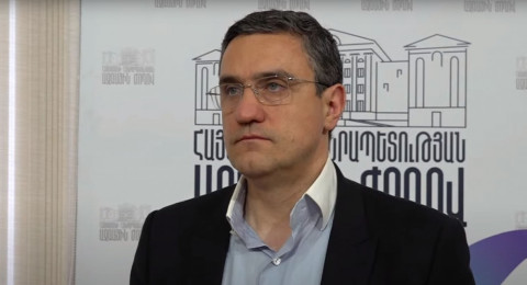 Փաշինյանը կարծես ուներ որոշում համաձայնվել կանգնեցնել պատերազմը, երբ Շուշին ընկած կլիներ. Ղազինյան