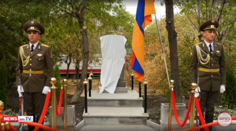 Ծովակալ Իսակովի անվան դպրոցում բացվեց հուշաքար՝ նվիրված զոհված վեց սաների հիշատակին