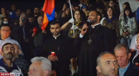Մեր զինվորները չեն պարտվել. տերունական աղոթք «Եռաբլուրում»