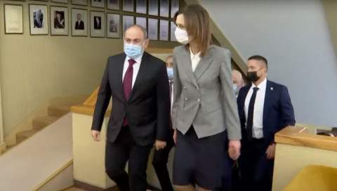 Կադրեր Փաշինյանի եւ Սեյմասի նախագահի հանդիպումից