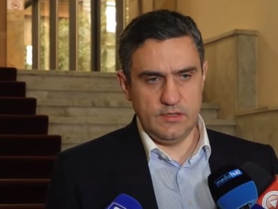 Հիմա գնալ բանակցությունների՝ կնշանակի զիջել բավականին լուրջ դիրքեր. Ղազինյան