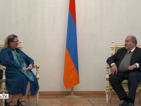 Նախագահ Սարգսյանին հավատարմագրերն է հանձնել Հայաստանում Նորվեգիայի Թագավորության նորանշանակ դեսպանը