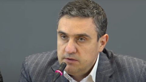 Հերոսի կոչում են տվել դավաճաններին, խրախուսել նահանջի հրաման տվողներին. Ղազինյան