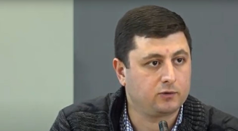 Եթե հոկտեմբերի 19-ին կանգնեցնեինք պատերազմը, կունենայինք 2000-2500 քիչ զոհ. Տիգրան Աբրահամյան