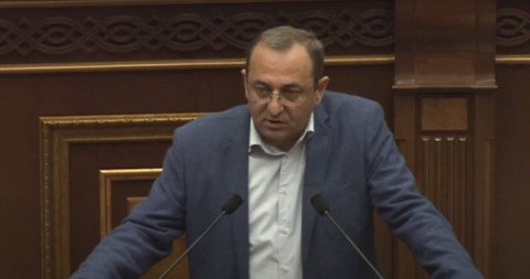 Նույնիսկ ՔՊ–ական պատգամավորն է անուղղակի մեղադրում գործադիր իշխանությանը. Արծվիկ Մինասյան