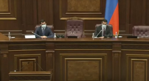 Սահմանի վերաբերյալ ԱԺ հայտարարության տեքստը չընդունվեց. ՔՊ–ն քվեարկության չմասնակցեց