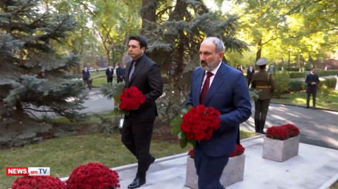 Փաշինյանը հարգանքի տուրք է մատուցել հոկտեմբերի 27-ի զոհերի հիշատակին