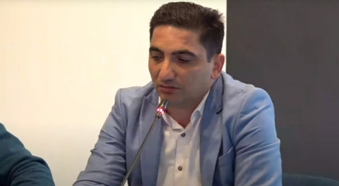 Փաշինյանին բերել էին իշխանության եւ նա շատ լավ գիտեր, որ պիտի աստիճանաբար հանձնի. Հոխիկյան