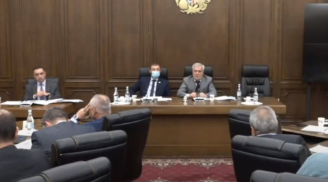Հույս ունեմ՝ ազգային գվարդիան միայն երկրի ներսում չեք օգտագործի. ընդդիմադիրը՝ փոխոստիկանապետին
