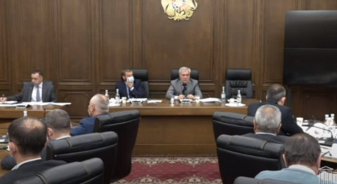 Քաղաքացուն «ասֆալտին փռելը» դաժանություն չէ, բա ի՞նչ է. Արծվիկ Մինասյանը՝ Ֆիդանյանին