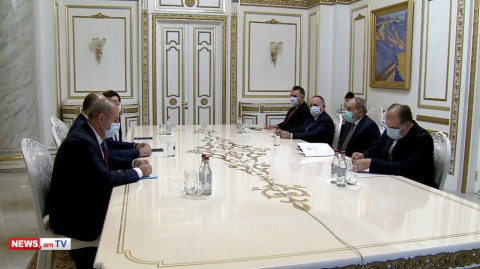 Նիկոլ Փաշինյանն ընդունել է Վրաստանի պաշտպանության նախարարին