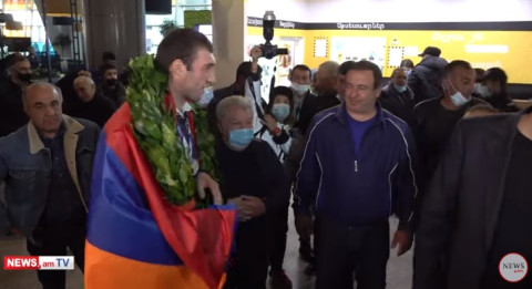 Դավիթ Չալոյանի, Հովհաննես Բաչկովի, Հայաստանի թիմի դիմավորումը «Զվարթնոցում»