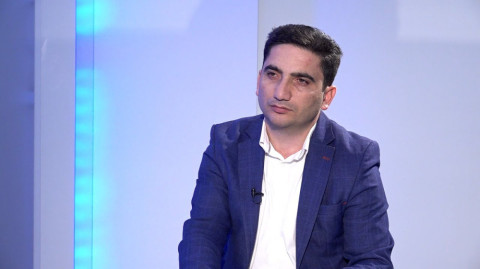 TALK TIME. Փաշինյանը չհանդուրժեց ՌԴ–ի հետ հարաբերությունները խորացնող և Արցախ գնացած Կարապետյանին