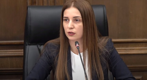 Գերիների հարցով նիստը դռնփակ են անում՝ իրենց անգործությունը թաքցնելու համար. Աննա Գրիգորյան