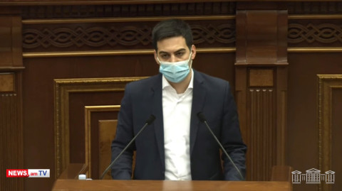 «Գուգլը», «Ֆեյսբուքը» կհարկվեն, քաղաքացիների կյանքում որևէ բան չի փոխվում. Ռուստամ Բադասյան