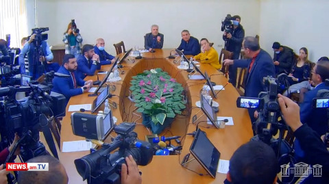 Դուք դեռ դատվելու եք. ընդդիմադիր եւ իշխանական պատգամավորների վեճը