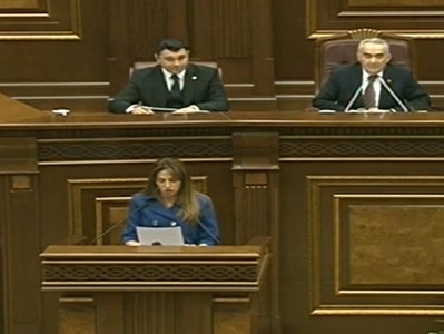 ԵՏՄ-ն պարտադրում է Արցախը հանձնել Ադրբեջանին. Զարուհի Փոստանջյան