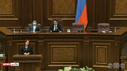 «Պարոն Եղոյան ես ձեզ կհեռացնեմ դահլիճից», «Զսպեք ձեզ». ԱԺ–ում կրքերը թեժացան