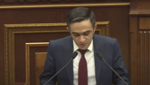 Գործատուն կարող է հեռացնել չպատվաստված կամ թեստ չհանձնած աշխատակցին. օրինագիծն ԱԺ–ում է