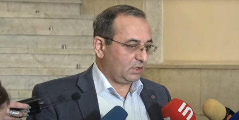 ՔՊ–ական պատգամավորները սարսափելի փողոցային վարքագիծ են դրսեւորել. Արծվիկ Մինասյան