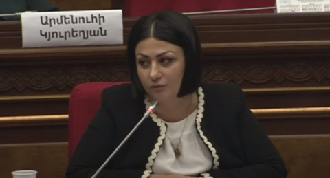 Երբ ես խոսում եմ, լռեք, բոլորդ պատասխան եք տալու. ընդդիմադիր պատգամավորը՝ ՔՊ–ականներին