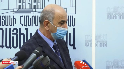 «Այդ կարգի էլեմենտներին չի կարելի էս շենք բերել». ՔՊ–ականը՝ ընդդիմադիրների օգնականների մասին