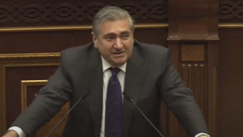 Զգուշացնում եմ, զերծ մնացեք նման հռետորաբանությունից. Արթուր Խաչատրյանը՝ Վահագն Ալեքսանյանին