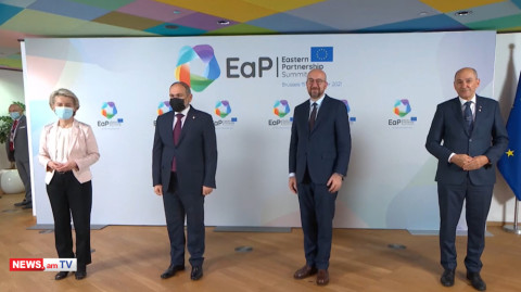 Armenia PM attends 6th Eastern Partnership Summit