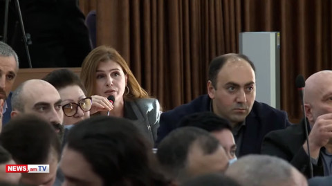 Այդ ո՞ր քաղաքական ուղուց է շեղվել քաղաքապետը. Իզաբելլա Աբգարյանը՝ Գալջյանին