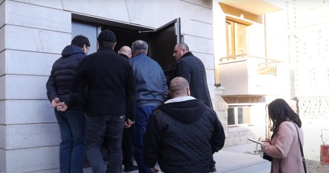 Զոհված զինծառայողների տեղահանված ընտանիքներն Ամանորը կդիմավորեն նոր բնակարաններում