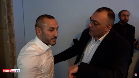 Կարեն Մկրտչյան, դու էս շենք պիտի չմտնես, դու գլխովդ ես պատասխան տալու. Արամ Մելքոնյան