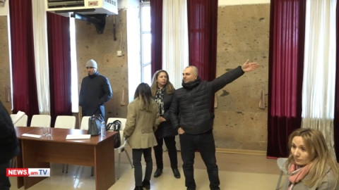«Այ հոգնած, դու խի՞ ես ըտե նստած». լեզվակռիվ Փարաքարի ավագանու նիստում