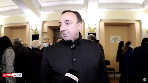 Մենք աղքատացանք. Հրայր Թովմասյանը պատմեց Ռազմիկ Դավոյանի հետ իր վերջին հանդիպման մասին