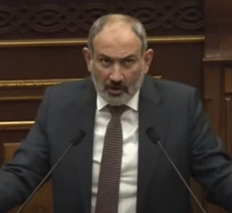 Վարչապետը Ձեր պասի կարիքը չունի. Նիկոլ Փաշինյանն անպատասխան թողեց Ղազինյանի հարցը