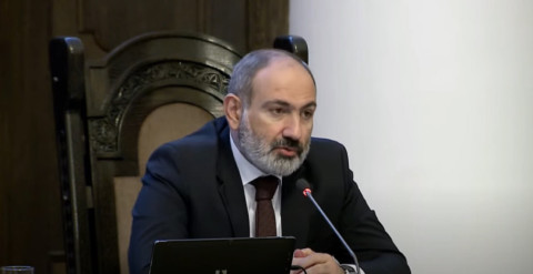 Պաշտոնյաներին տուգանող պարեկային ոստիկանները խրախուսվում են. Փաշինյան