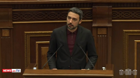 Խայտառակություն է, որ պատգամավորը լրագրողների մասին խոսելիս օգտագործում է նման բառամթերք․ Վարդևանյան