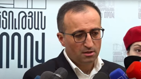 Արմեն Սարգսյանի վրա որեւէ ճնշում չի եղել, նա ինքնուրույն է որոշումը կայացրել. Արսեն Թորոսյան
