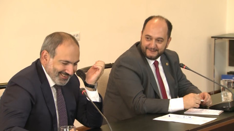 Ով է Հայաստանի ապագա նախագահը. Արայիկ Հարությունյանի աղմկոտ անցյալը