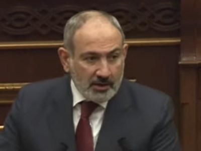 Գյուղերն անպաշտպան չեն մնալու. Փաշինյանը՝ զորքերի՝ հայ–ադրբեջանական սահմանագծից հետքաշվելու մասին
