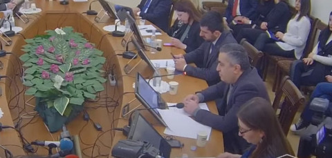 Սթափվեք, եթե կողմ չքվեարկեք, սպասարկում եք թուրք–ադրբեջանական տանդեմի շահերը. Ռուստամյանը՝ ՔՊ–ին