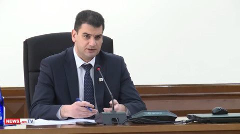 «Նորմալ քարտեզ հրապարակեք, պրոստը գիծ ա». Երեւանի քաղաքապետը բարկացավ