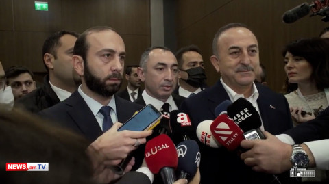 Հայաստանի եւ Թուրքիայի ԱԳ նախարարների ճեպազրույցը